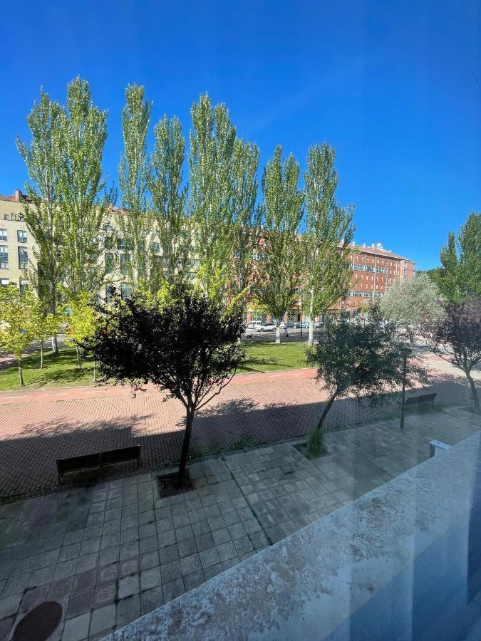 Hostal Santiago 2 Burgos Bagian luar foto